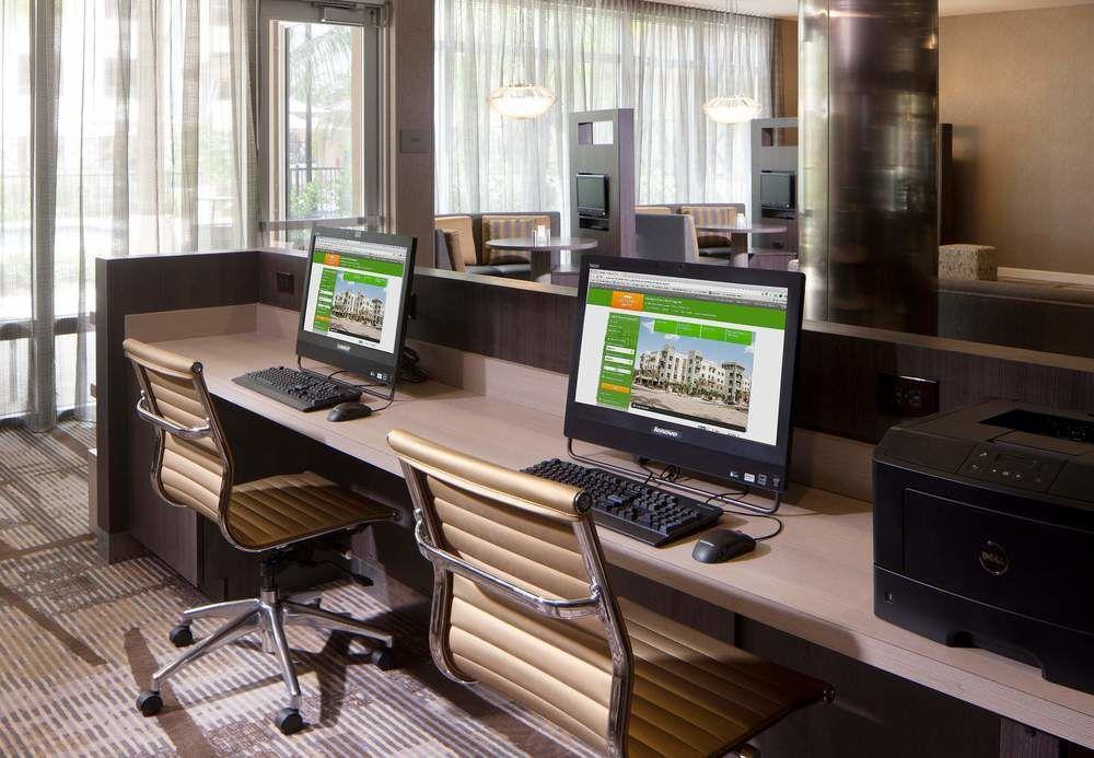 Courtyard By Marriott Palm Beach Jupiter Exterior photo